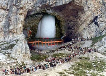 Taxi Service for Pathankot to Amarnath